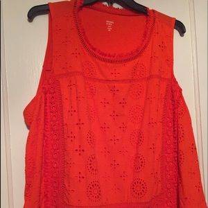 Crown and ivy tank top